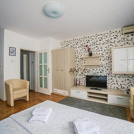 Apartment Stela Belgrad Exterior foto